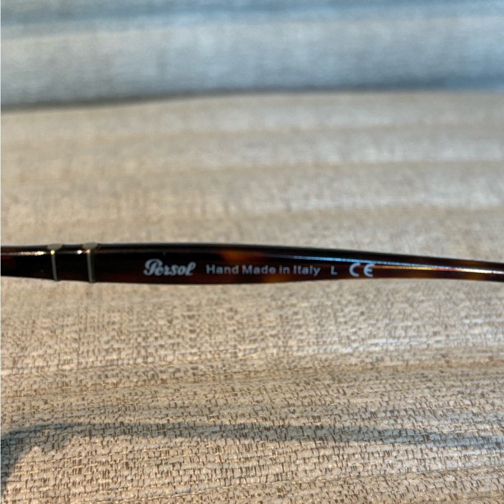 Persol Tortoise Shell Sunglasses with Black Case - Picture 6 of 6